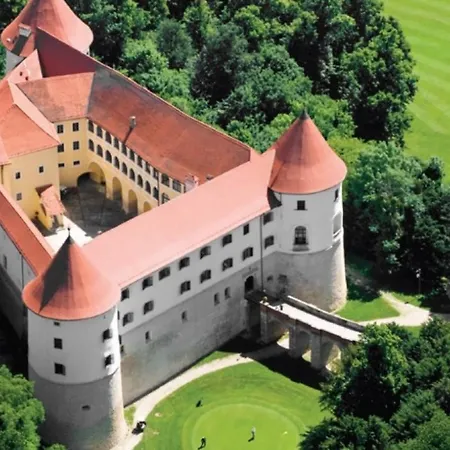 Cosy Hill Rucman With A Breathtaking View Casa de Férias