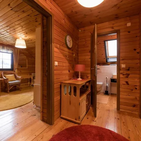 Cosy Hill Rucman With A Breathtaking View *