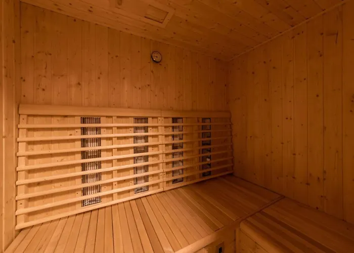 Cosy Hill Rucman With A Breathtaking View *