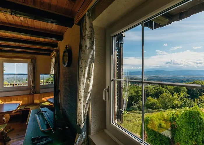 Cosy Hill Rucman With A Breathtaking View Casa de Férias Zgornja Pohanca