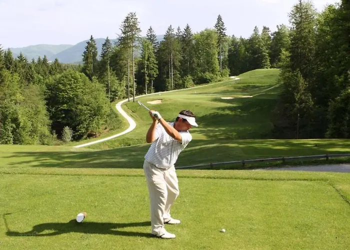 Prázdninový dům Cosy Hill Rucman With A Breathtaking View *