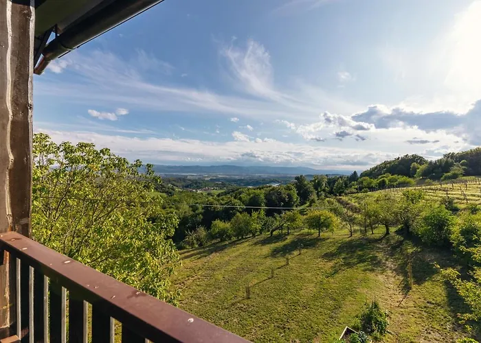 Cosy Hill Rucman With A Breathtaking View Zgornja Pohanca